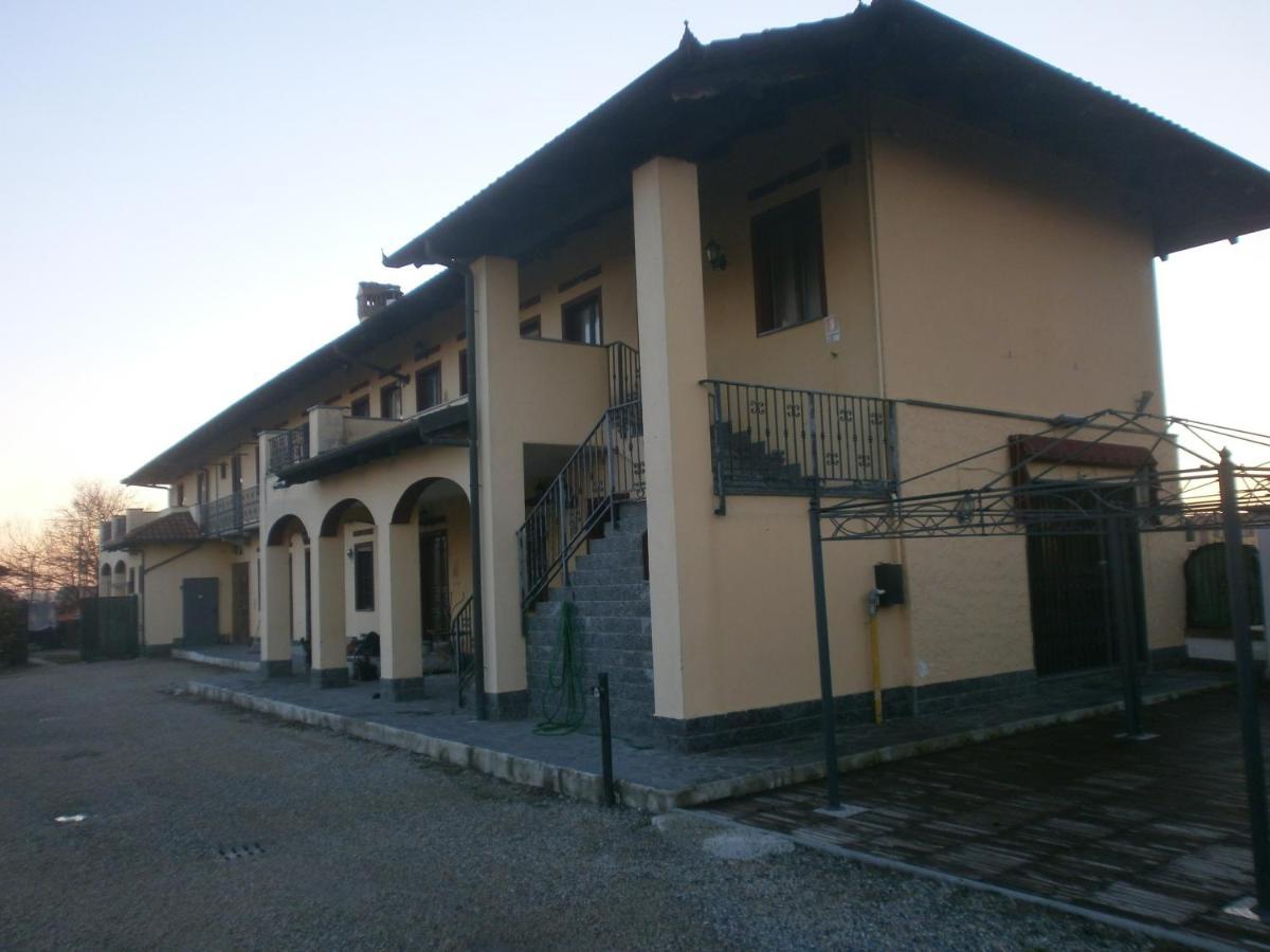 Albergo Vecchio Pavone Borgaro Torinese Kültér fotó
