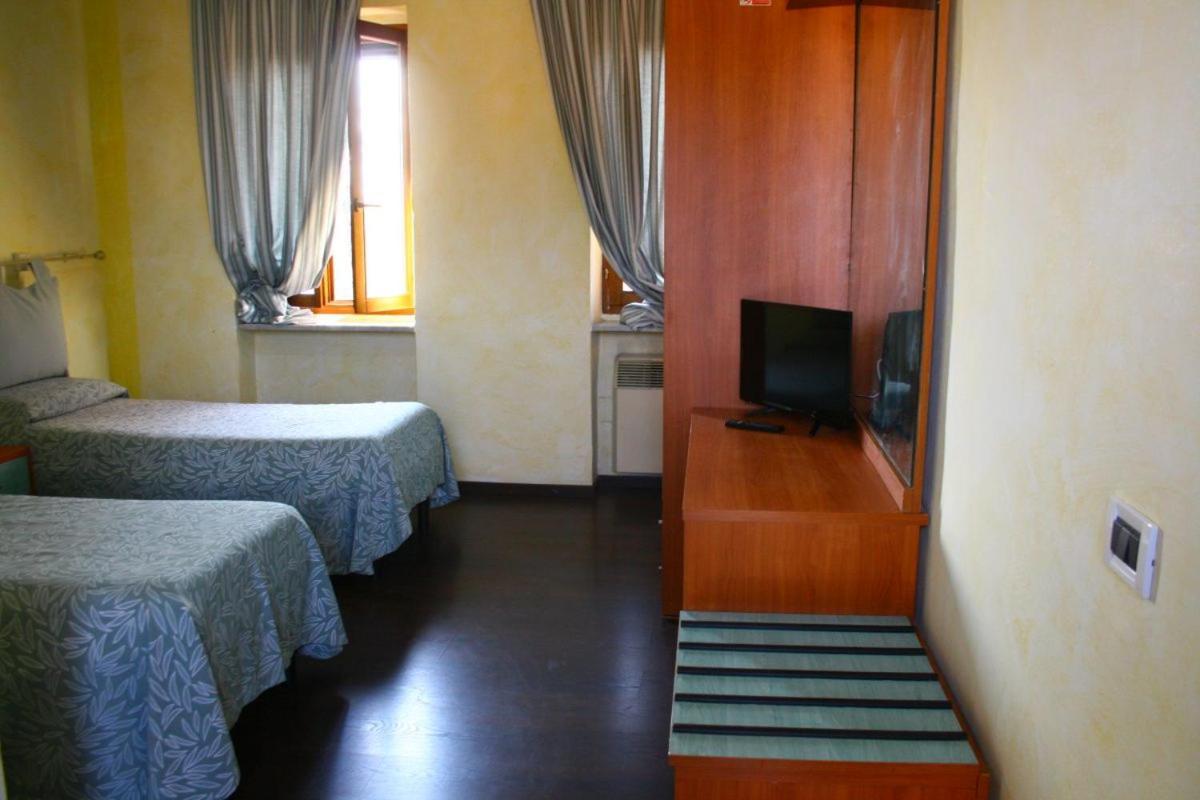Albergo Vecchio Pavone Borgaro Torinese Kültér fotó